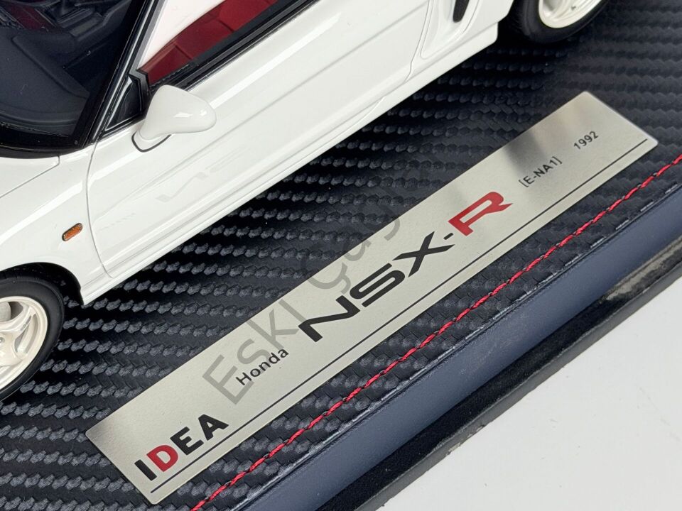 1:18 MAKE UP Honda NSX-R (NA1) Indy Grand Prix White