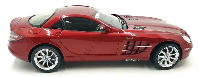 1:12 CMC Mercedes Benz SLR McLaren 2003 Dark Red