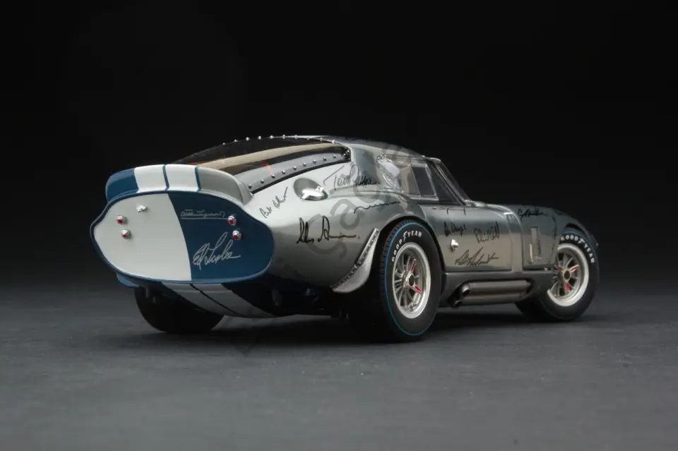 1:18 EXOTO 1965 Cobra Daytona Coupe | Exclusive Signatures Edition 50 Years Special