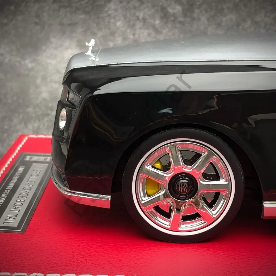 1:18 SC Models Rolls Royce Boat Tail Black and Green with Hardtop Limited Edition
