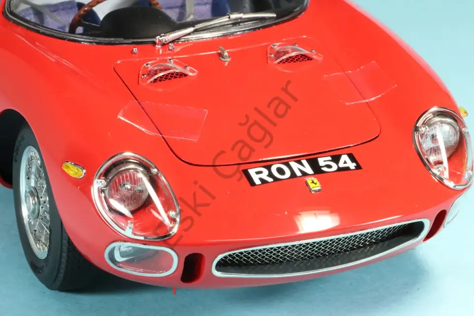 1:18 CMC Ferrari 250 LM Red 1964 Ron Fry Chasis