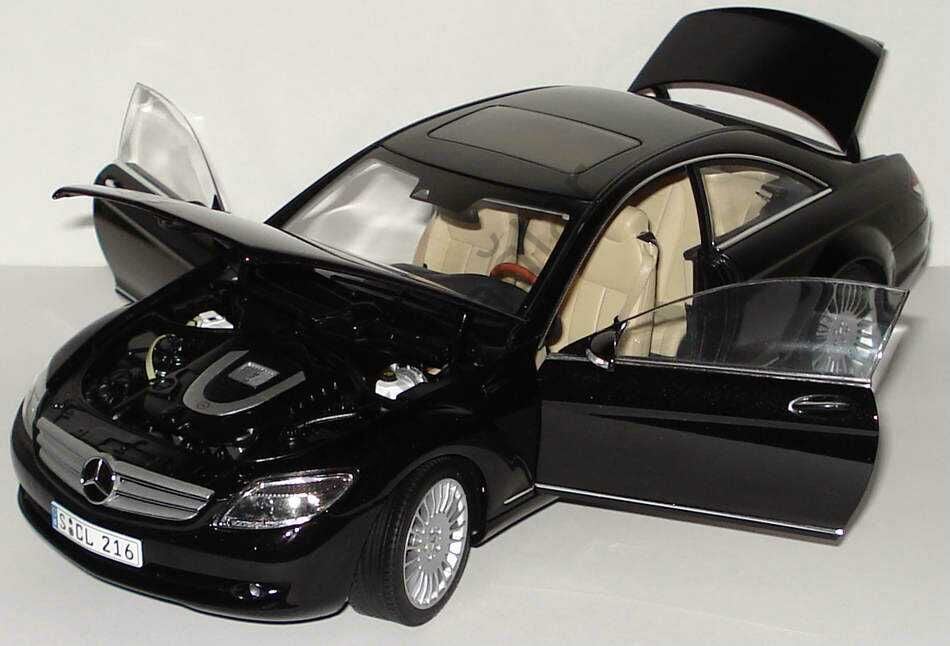 1:18 Autoart Mercedes-Benz CL Coupé (C216) Obsidianschwarz