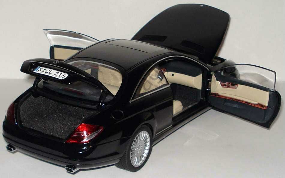 1:18 Autoart Mercedes-Benz CL Coupé (C216) Obsidianschwarz