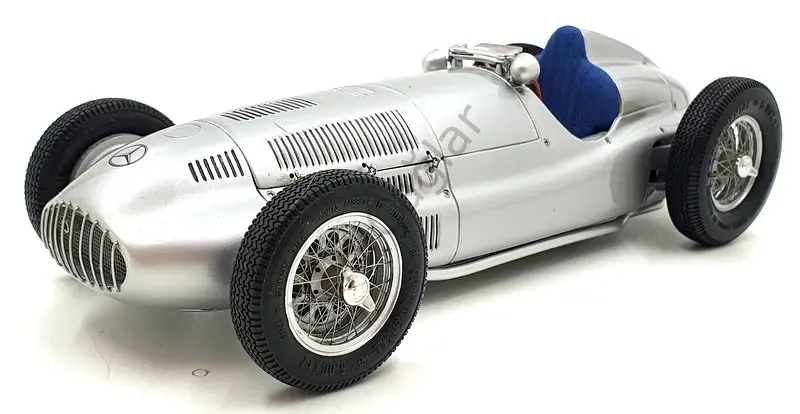 1:18 CMC  Mercedes-Benz W165 1939 Tripolis - Silver