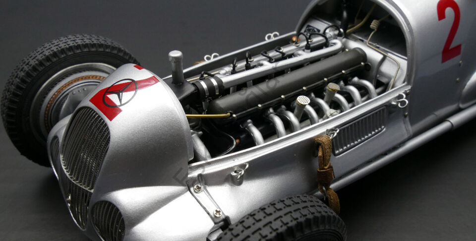 1:18 CMC Mercedes-Benz W 125, 1937 GP Donington, #4 Seaman 1000 Limits (Ön Sipariş)