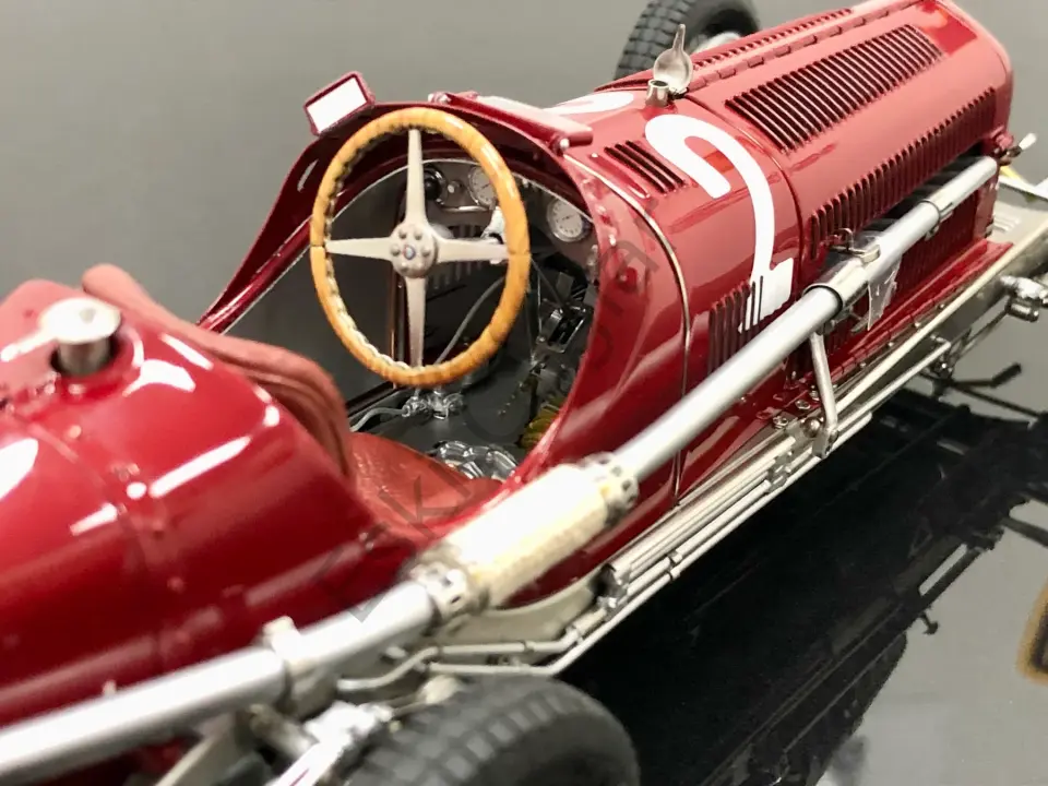 1:18 CMC Alfa-Romeo P3 Caracciola, winner GP Germany 1932, #2 1000 Limits (Ön Sipariş)