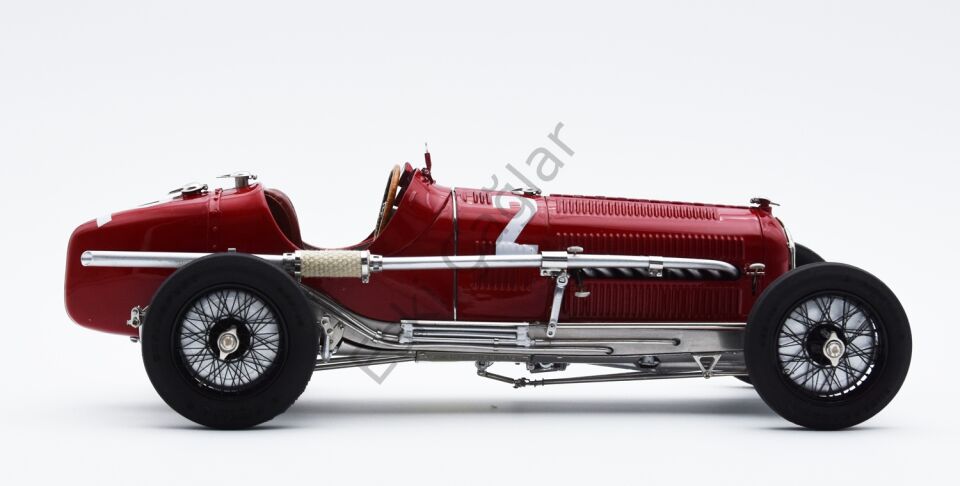 1:18 CMC Alfa-Romeo P3 Caracciola, winner GP Germany 1932, #2 1000 Limits (Ön Sipariş)