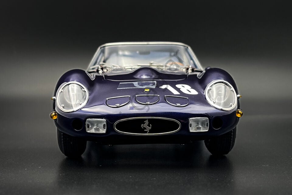 1:18 CMC Ferrari 250 GTO, Laguna Seca, 2004 2200 Limits (Ön Sipariş)