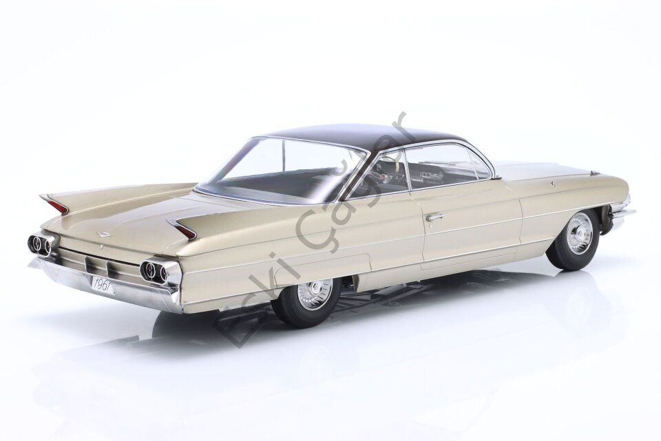 1:18 KKSCALE 1961 Cadillac Coupe DeVille Series 62 Brown Metalic