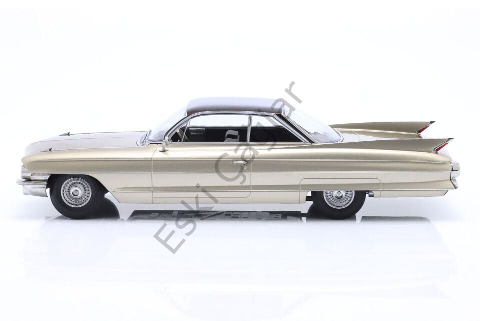 1:18 KKSCALE 1961 Cadillac Coupe DeVille Series 62 Brown Metalic