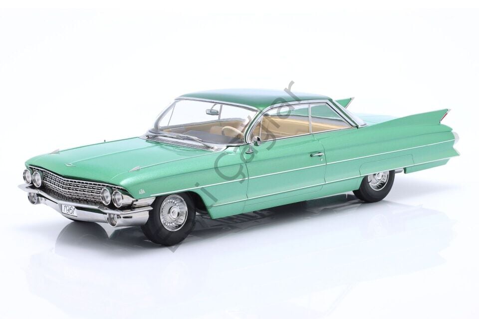 1:18 KKSCALE 1961 Cadillac Coupe DeVille Series 62 Light Green Metalic