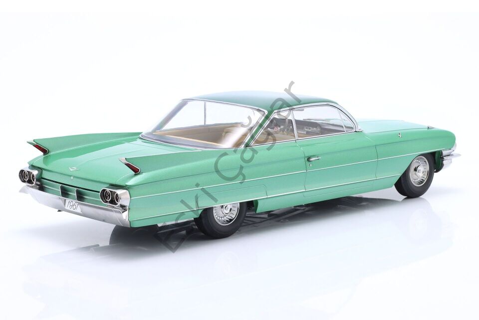 1:18 KKSCALE 1961 Cadillac Coupe DeVille Series 62 Light Green Metalic