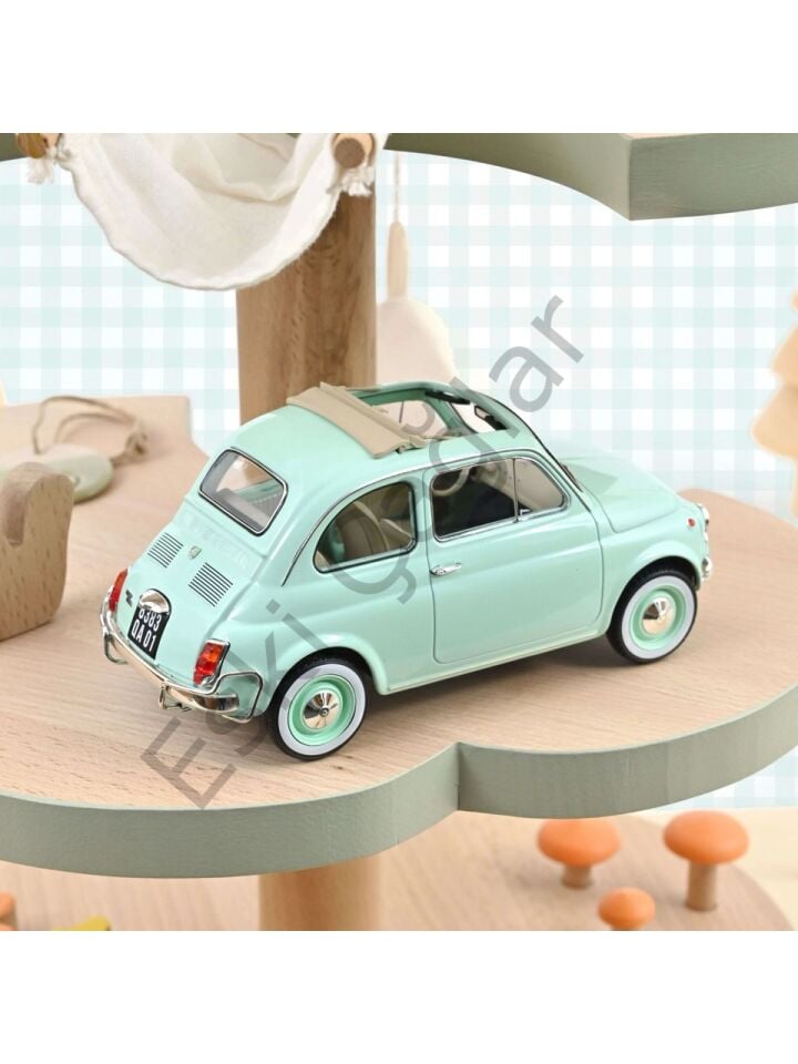 1:18 NOREV Fiat 500 L 1968 Pink Special birth pack