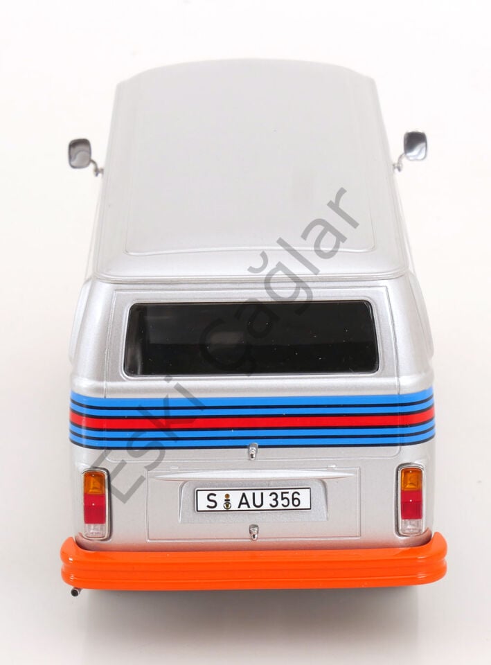 1:18 KK SCALE Volkswagen VW T2b Kastenwagen Porsche Martini Racing 1972 Silver