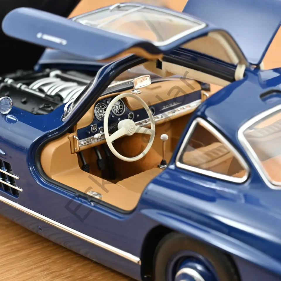 1:18 Norev 1954 Mercedes Benz 300SL Gullwing W198