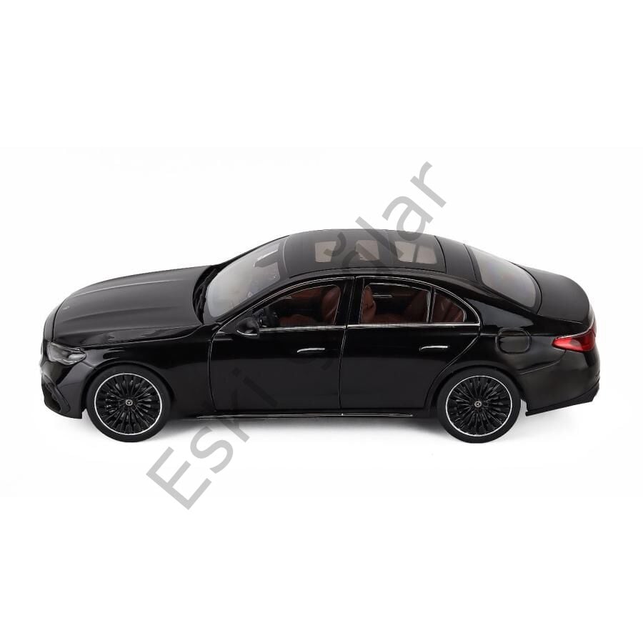 1:18 İscale Mercedes Benz E-Class (W124) AMG Line 2023 Black