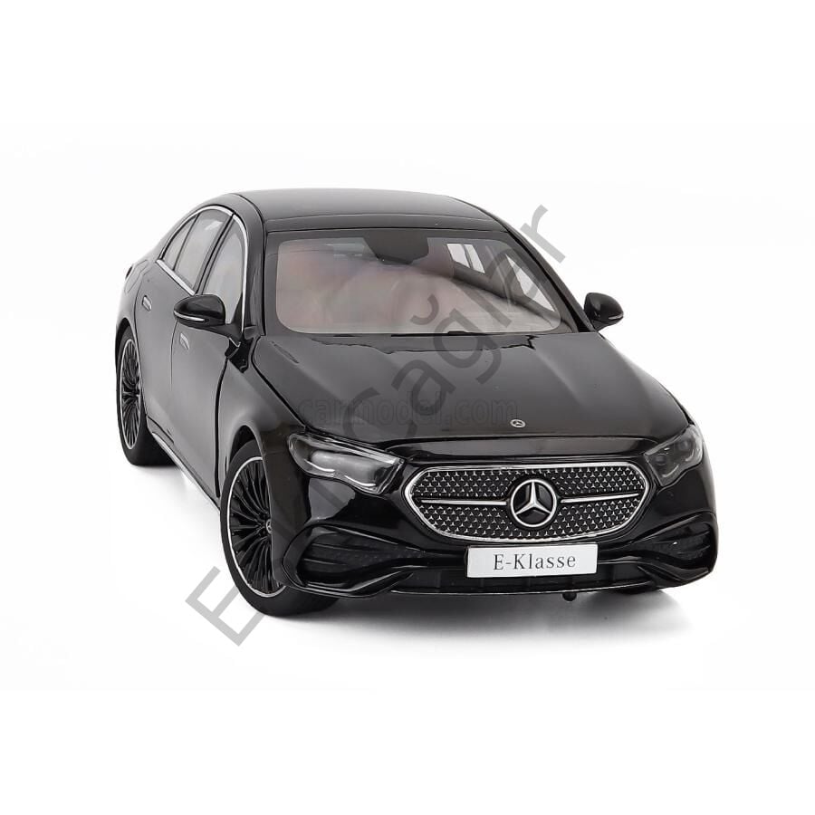 1:18 İscale Mercedes Benz E-Class (W124) AMG Line 2023 Black
