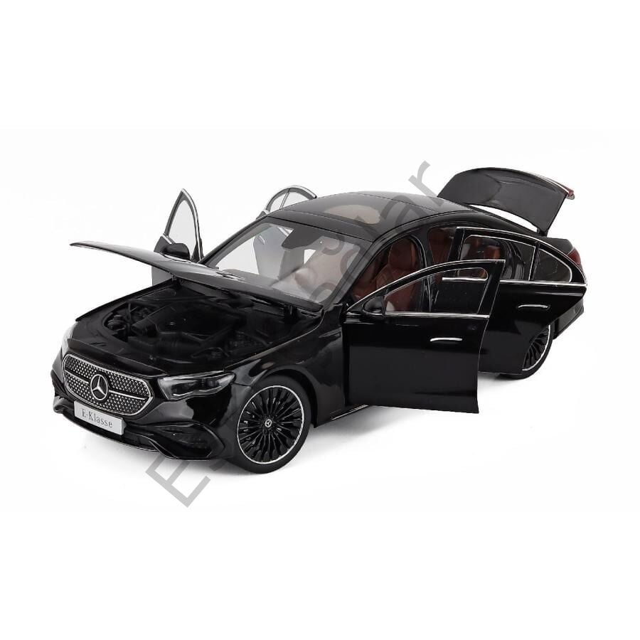 1:18 İscale Mercedes Benz E-Class (W124) AMG Line 2023 Black