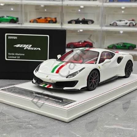 1:18 Dino Model Ferrari 488 Pista White and İtalian Stripe