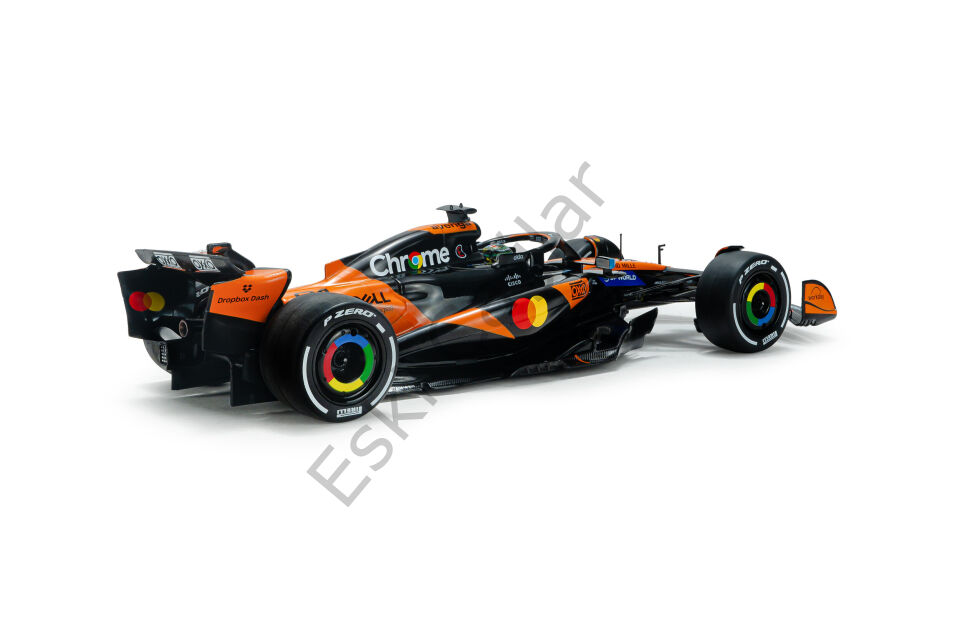 1:18 Solido McLaren MCL39 GP China  2025 Oscar Piastri #81