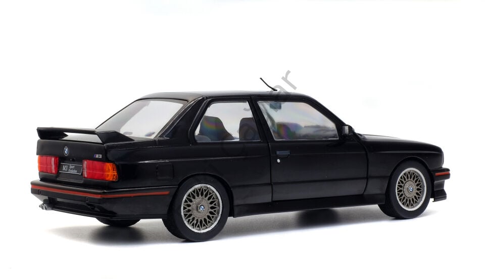 1:18 Solido BMW E30 Sport Evo Black 1990
