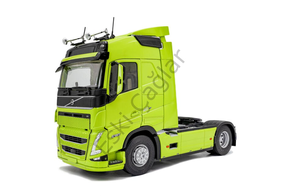 1:24 Volvo Trucks FH Globetrotter XL Neon Green 2023