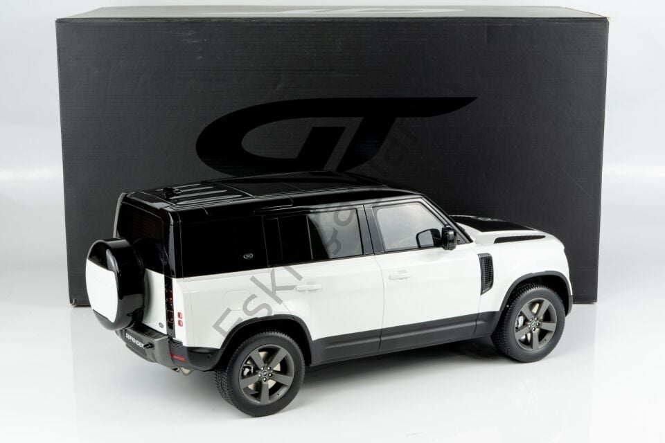 1:12 GT Spirit Land Rover Defender 110 P400X White 2021 (GT554) Limited Edition Resin Model