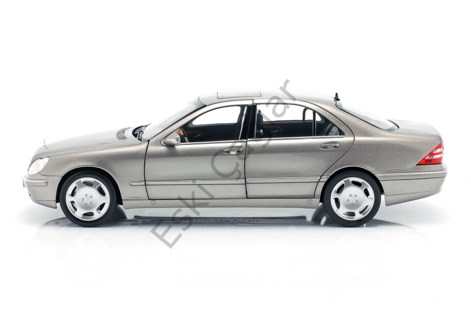 1:18 Norev Mercedes Benz S-Class S600 (W220) 2005