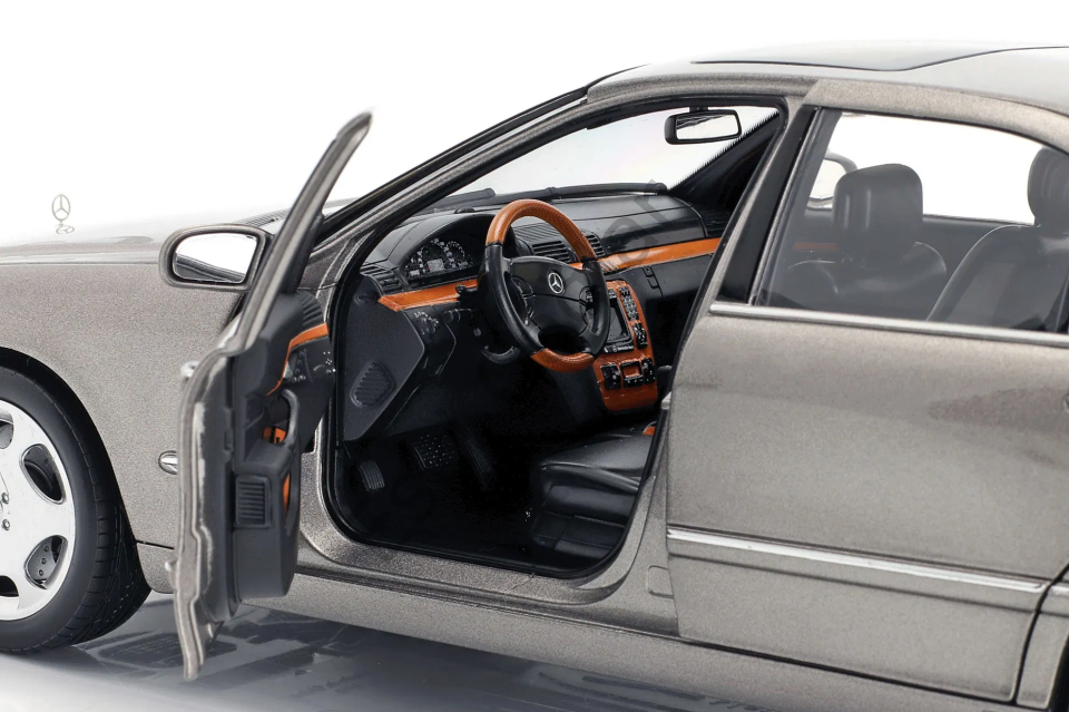 1:18 Norev Mercedes Benz S-Class S600 (W220) 2005