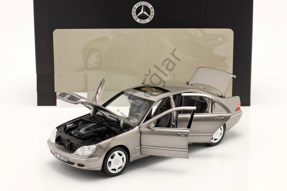 1:18 Norev Mercedes Benz S-Class S600 (W220) 2005