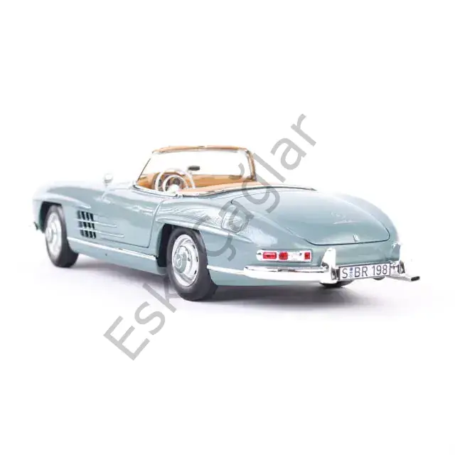 1:18 Norev Mercedes Benz 300 SL Roadster Light Green