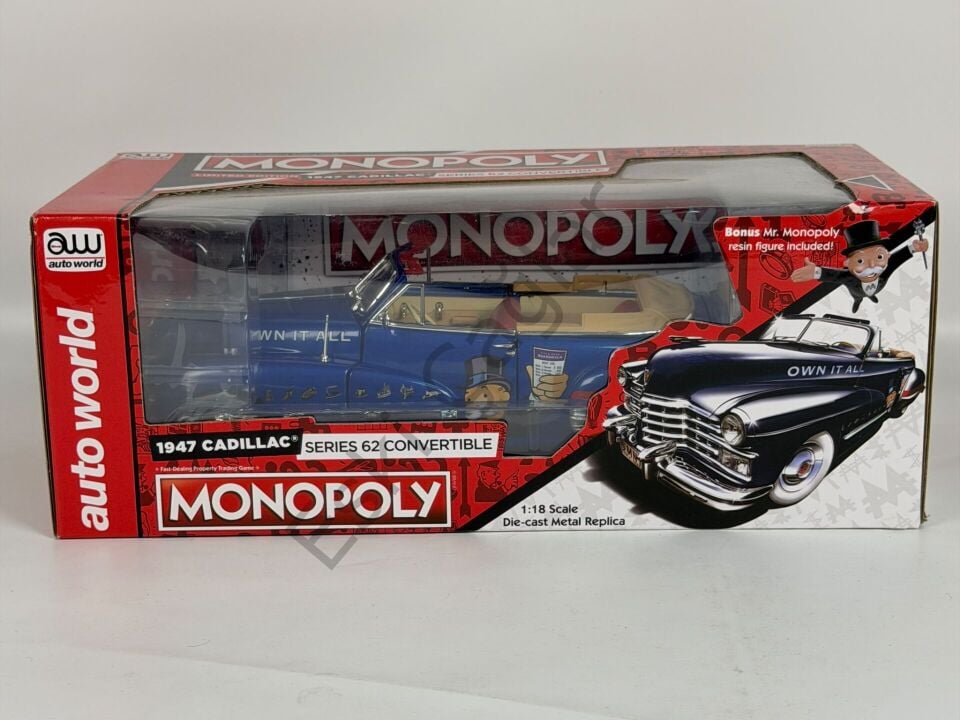 1:18 Autoworld Cadillac Series 62 Cabriolet Open 1947 With Mr. Monopoly Figure
