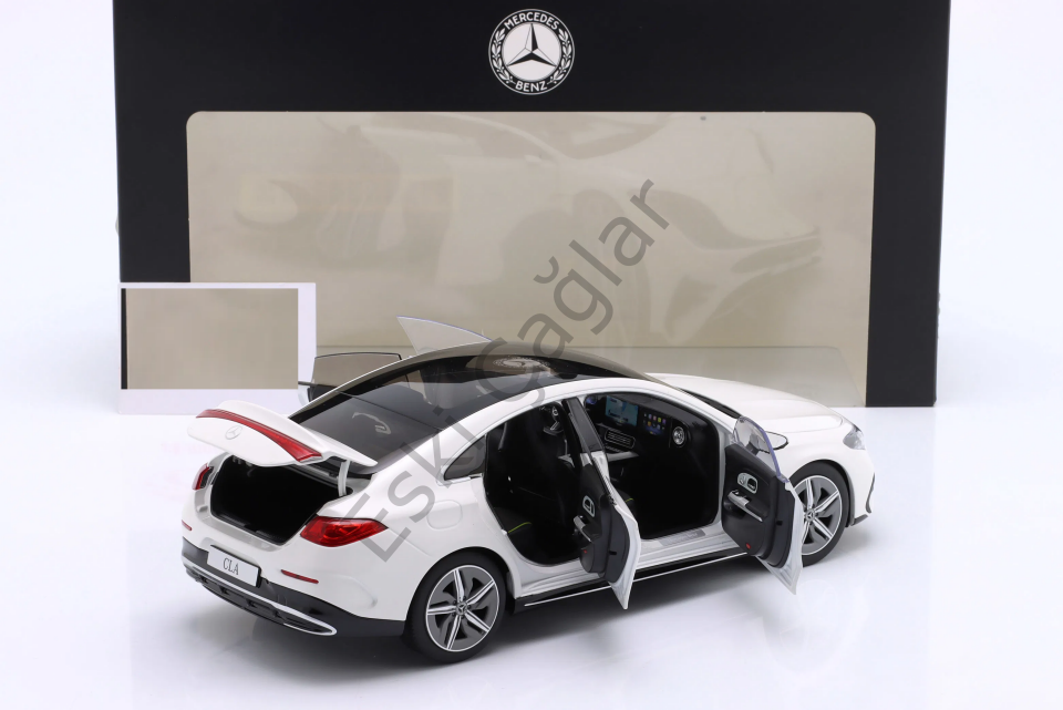 1:18 Nzg Model Mercedes Benz CLA Class (C174) 2025 White