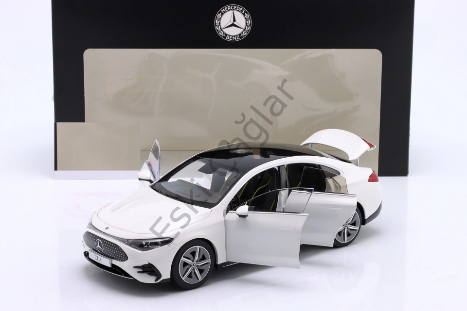 1:18 Nzg Model Mercedes Benz CLA Class (C174) 2025 White
