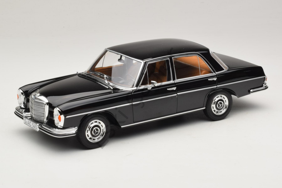 1:18 Norev Mercedes Benz 280 SE W108 Black