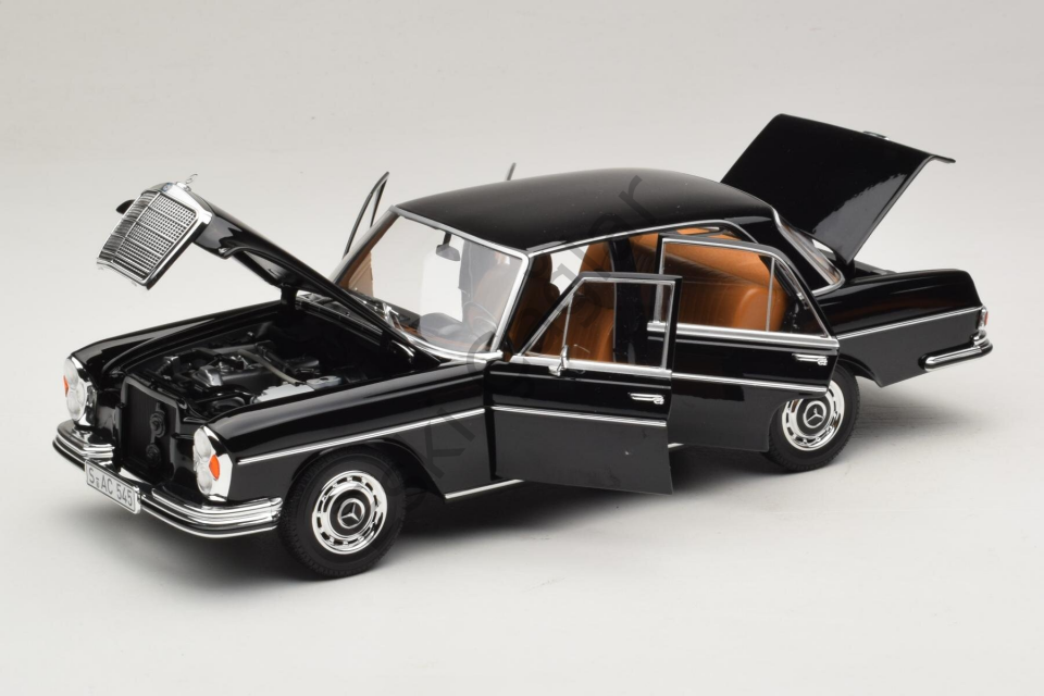 1:18 Norev Mercedes Benz 280 SE W108 Black