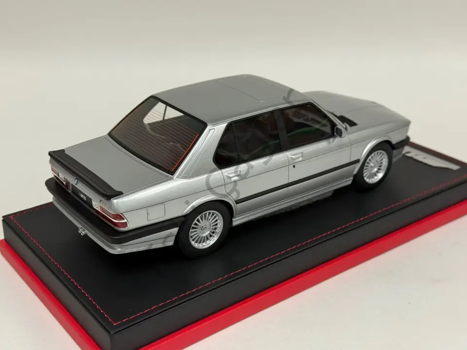 1:18 Autobarn Model BMW M5 E28 1986 Silver 49/60 Limits Recine Model
