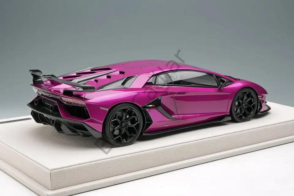 1:18 Make UP/EIDOLON Lamborghini Aventador SVJ (Viola Ashifa)