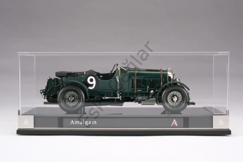 1:18 Amalgam Collection 1929 Bentley Blower 1930 Le Mans Birkin & Chassagne