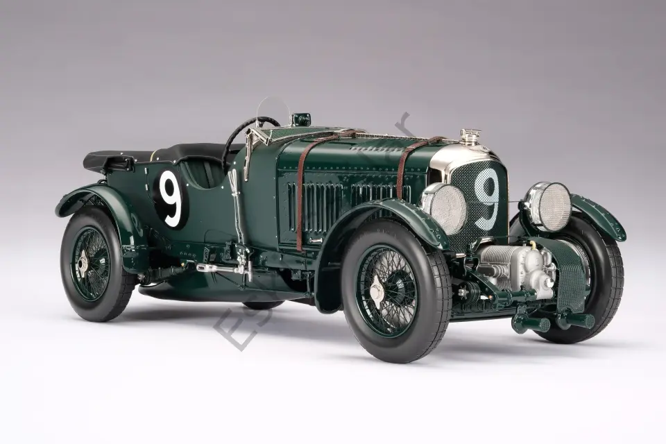 1:18 Amalgam Collection 1929 Bentley Blower 1930 Le Mans Birkin & Chassagne