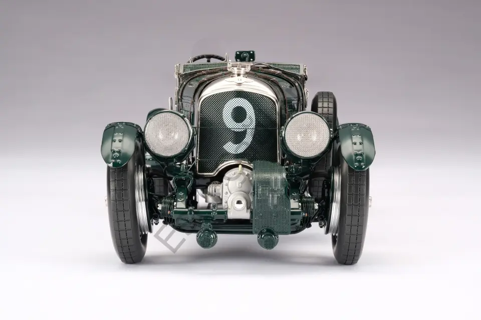 1:18 Amalgam Collection 1929 Bentley Blower 1930 Le Mans Birkin & Chassagne