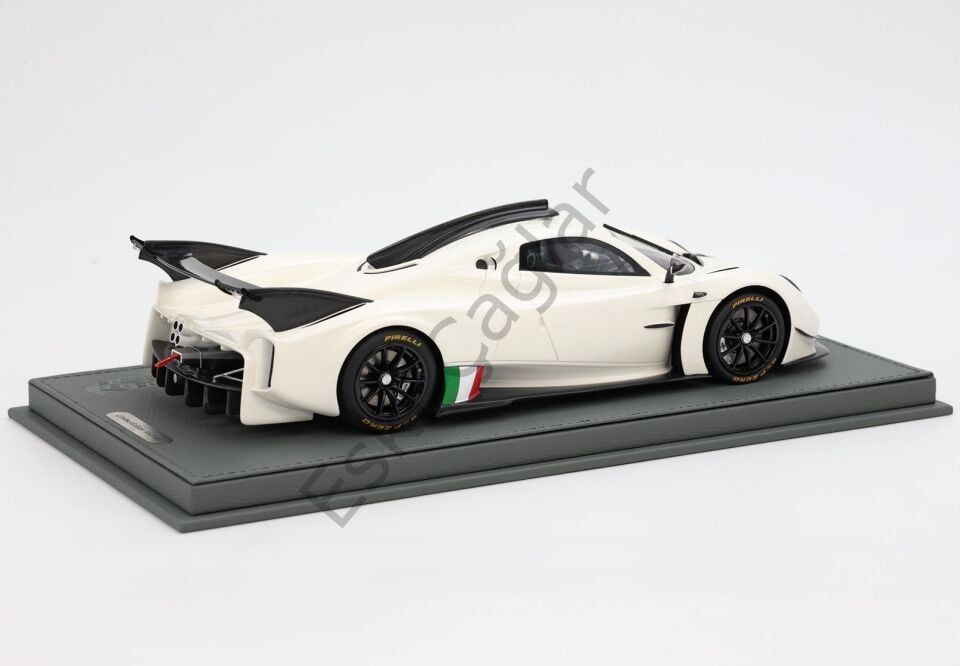 1:18 BBR Model Pagani Huayra R (White) Car Model Limited 100 Recine Model